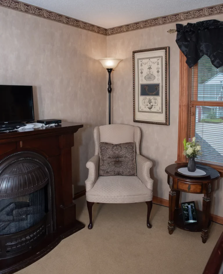 Arethusa Falls -View of Fireplace.